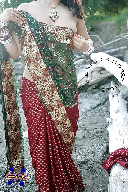 16P Beautiful indian bride goes nude
