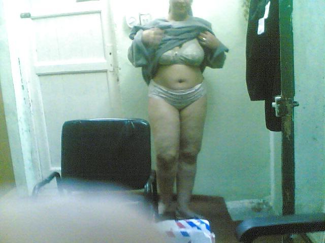 12P NEW ARAB BITCH