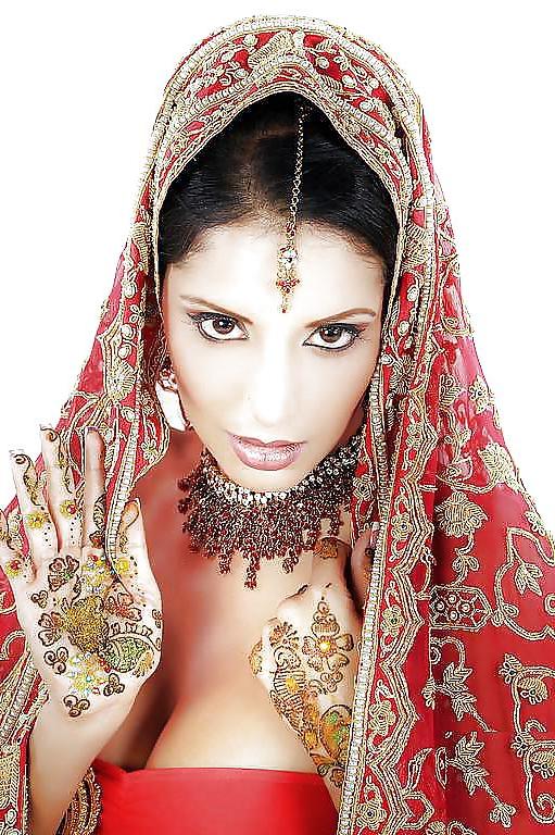 16P Sexy indian desi bride