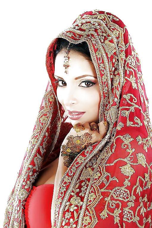 16P Sexy indian desi bride