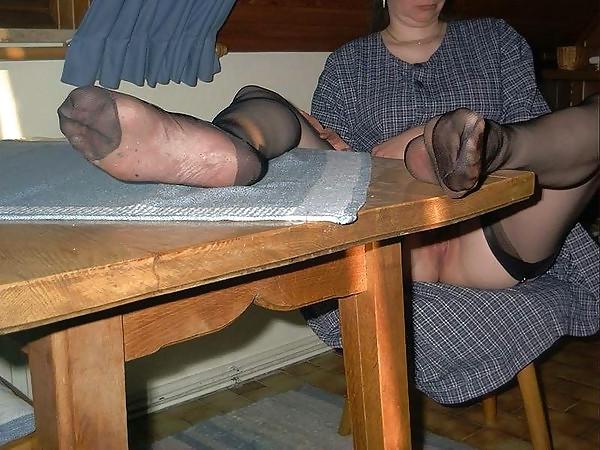 25P Just My Feet in Pantyhose