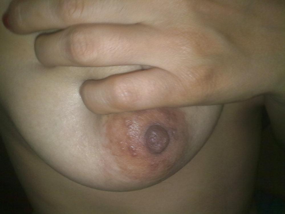 25P Amatuer Persian Tits All Natural.