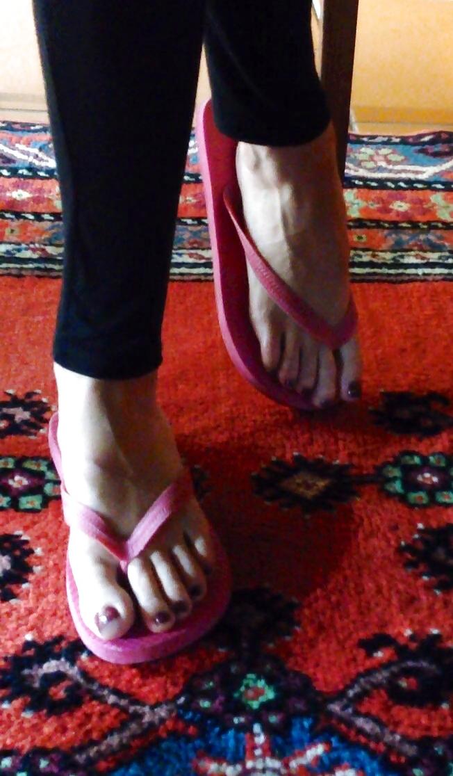 25P Wifes feet
