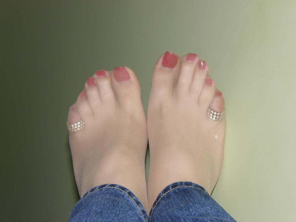 25P Nylon Feet