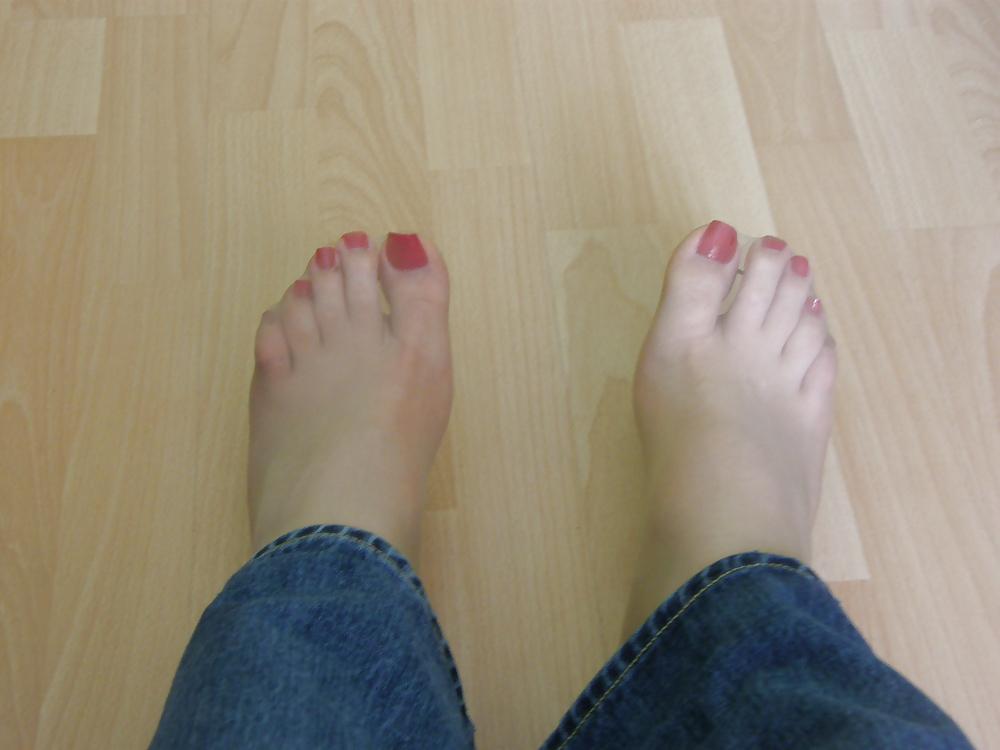 25P Nylon Feet