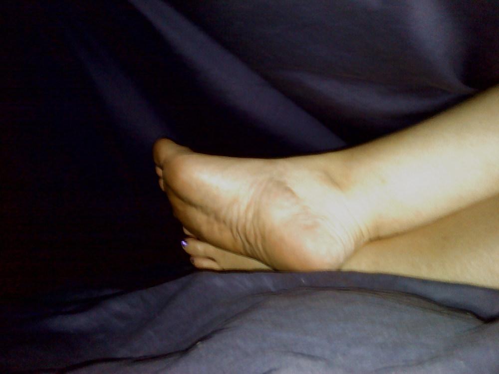 15P Wifes bbw feet