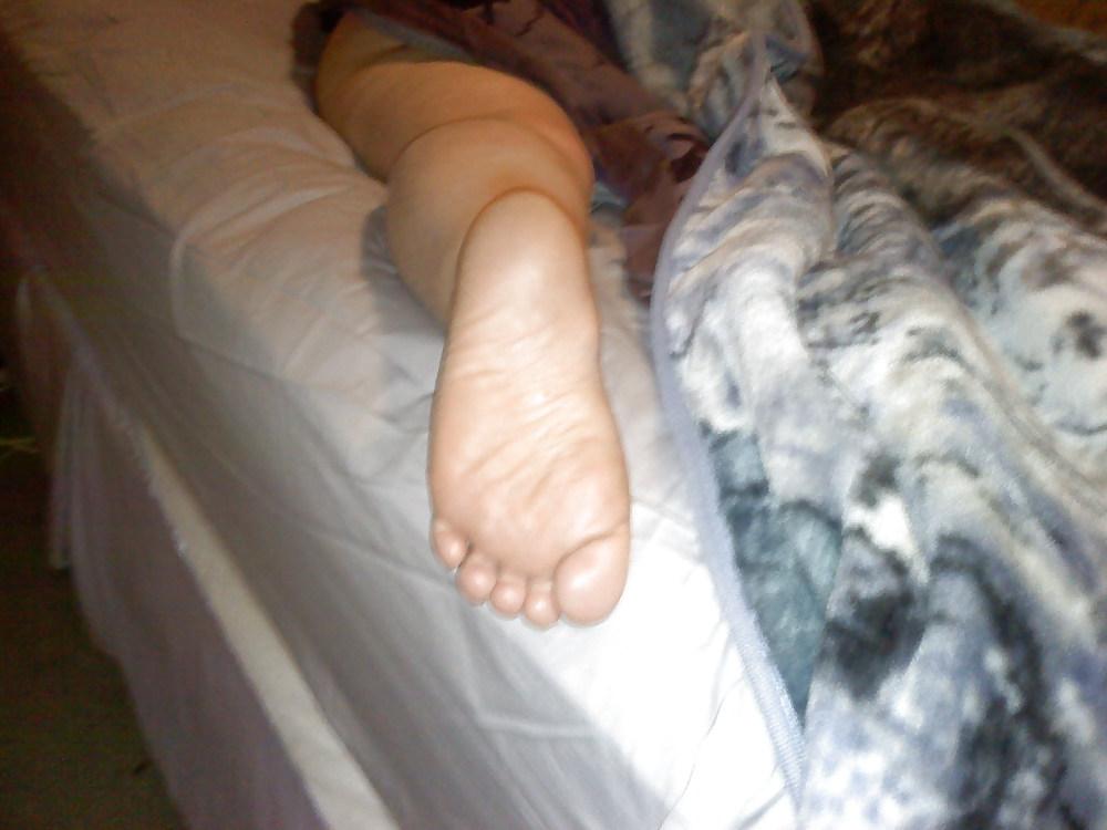 15P Wifes bbw feet