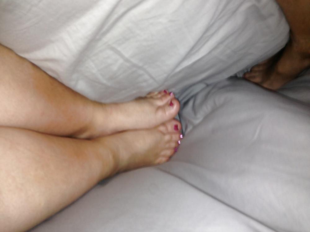 15P Wifes bbw feet