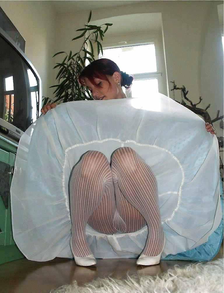 13P PANTYHOSE nylons tights - panties feet and hairy pussy