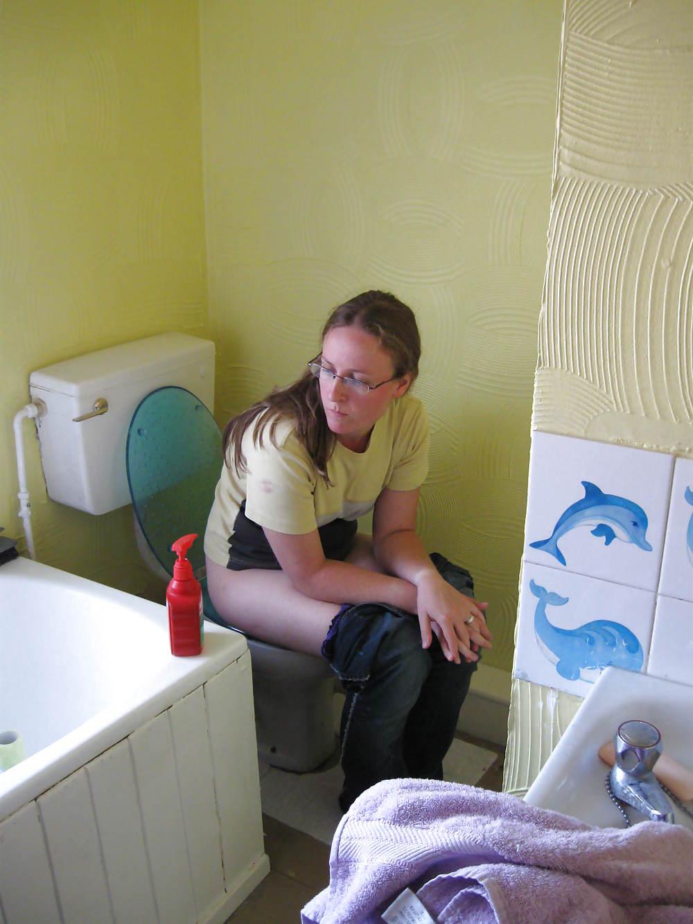 11P Toilet