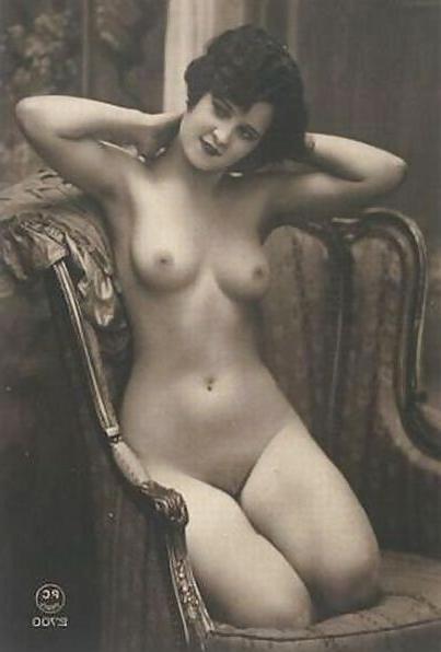 25P Vintage erotica female