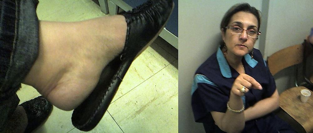 12P French Girls and Their Feet.
