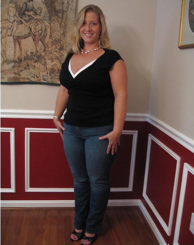 10P Young Chubby Blonde