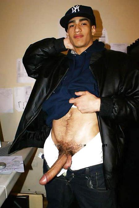 25P Big black cock pics