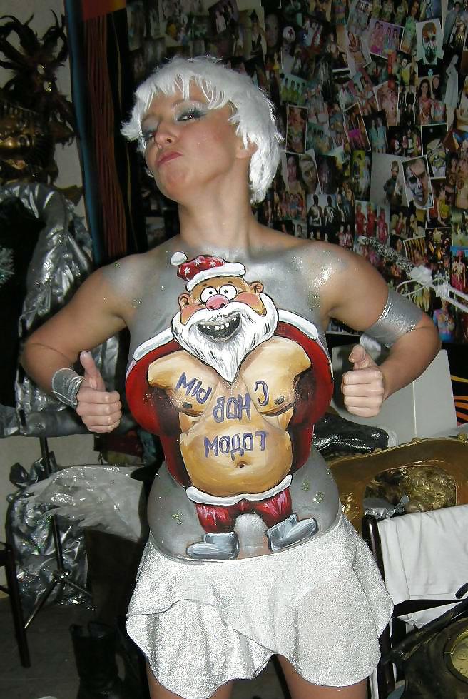 24P Some body Art porn picture outdoor