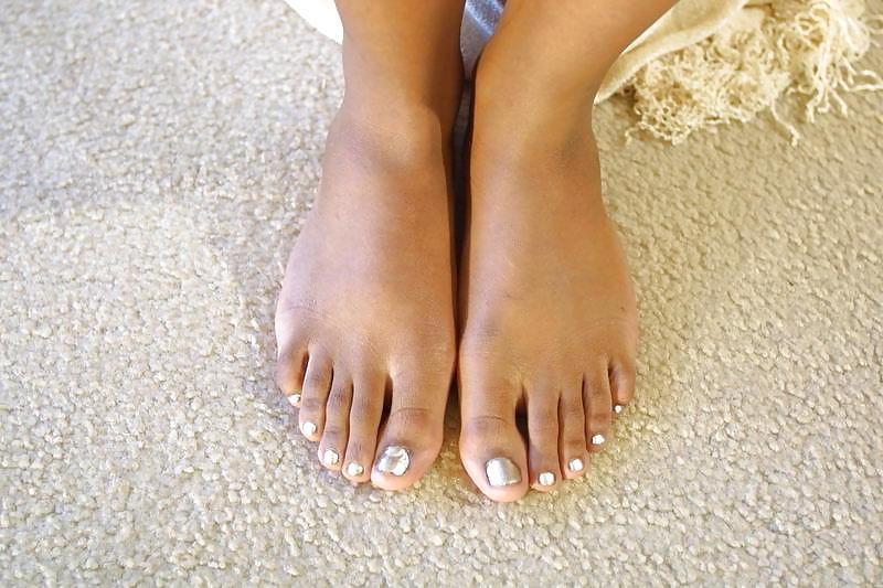 25P Ass N Feet 3