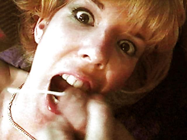 25P Blonde getting a mouthful