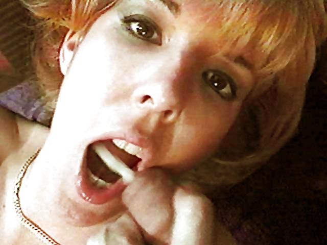 25P Blonde getting a mouthful