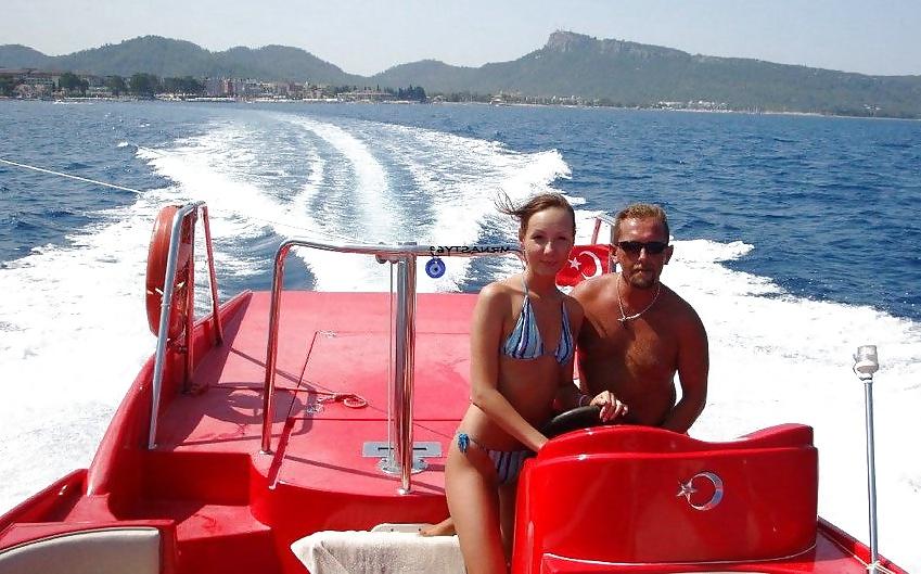 11P Young Cute Wife Gets Fucked On A Summer Trip