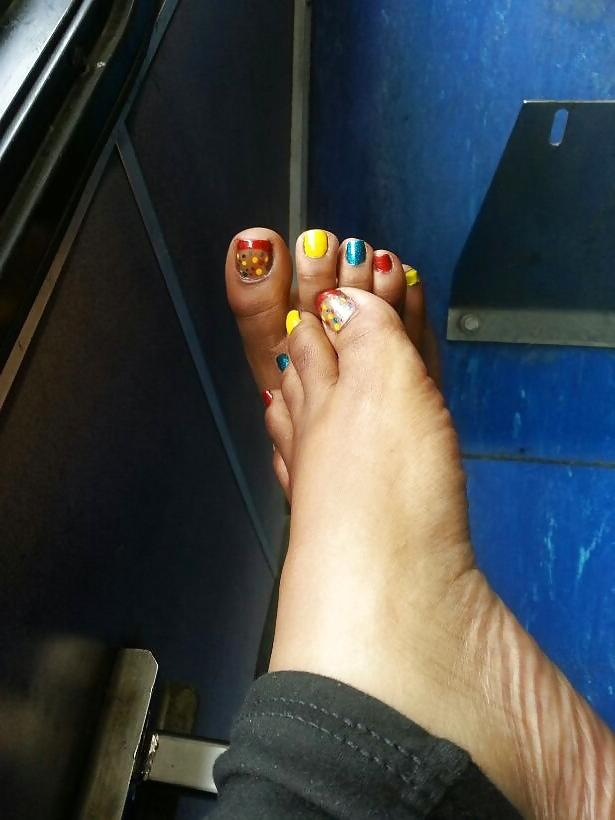 25P Ms. Juicy Soles and Toes