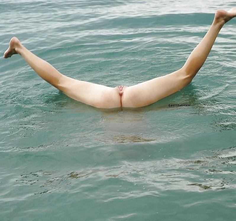 25P Wives Show Pussy Suck Dick And Get Fucked In Public 