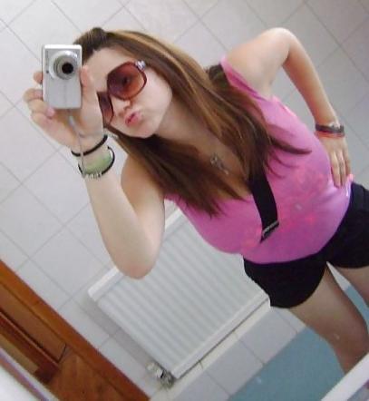 11P Cute Young And Stacked Amateur Brunette Gallery