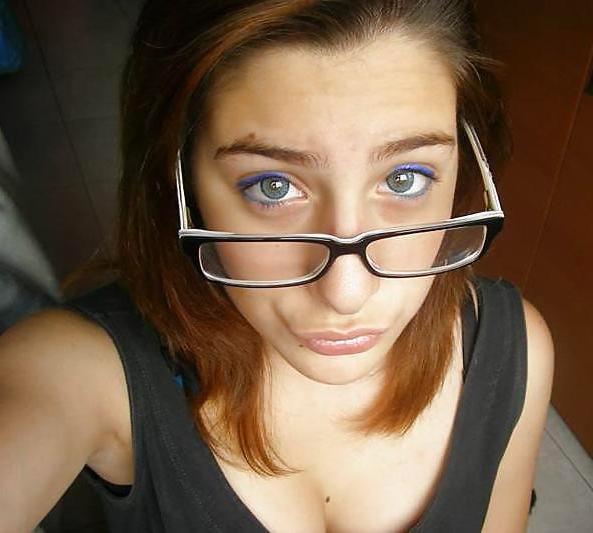 10P Erica - Innocently Teasing Beauty-Queen 