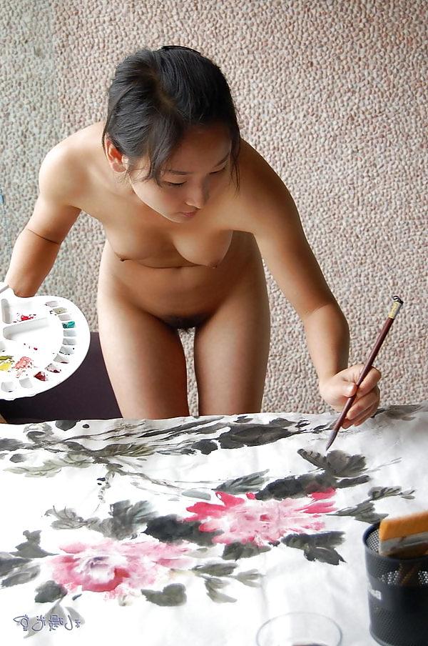 19P Nude chinese art student