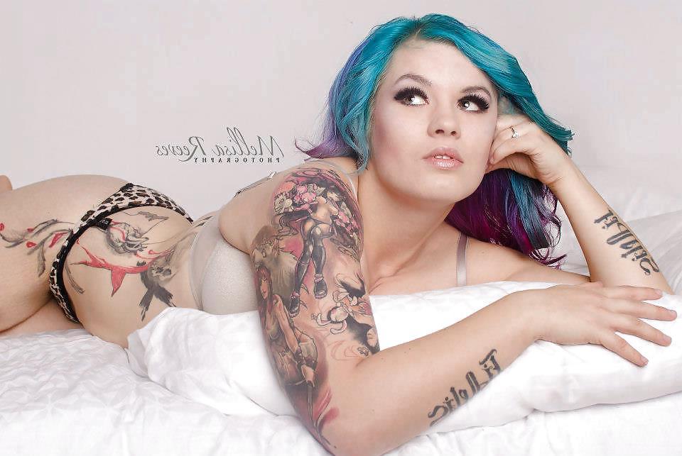25P Tattoo models (female) 15.2