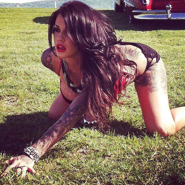 25P Tattoo models (female) 15.2