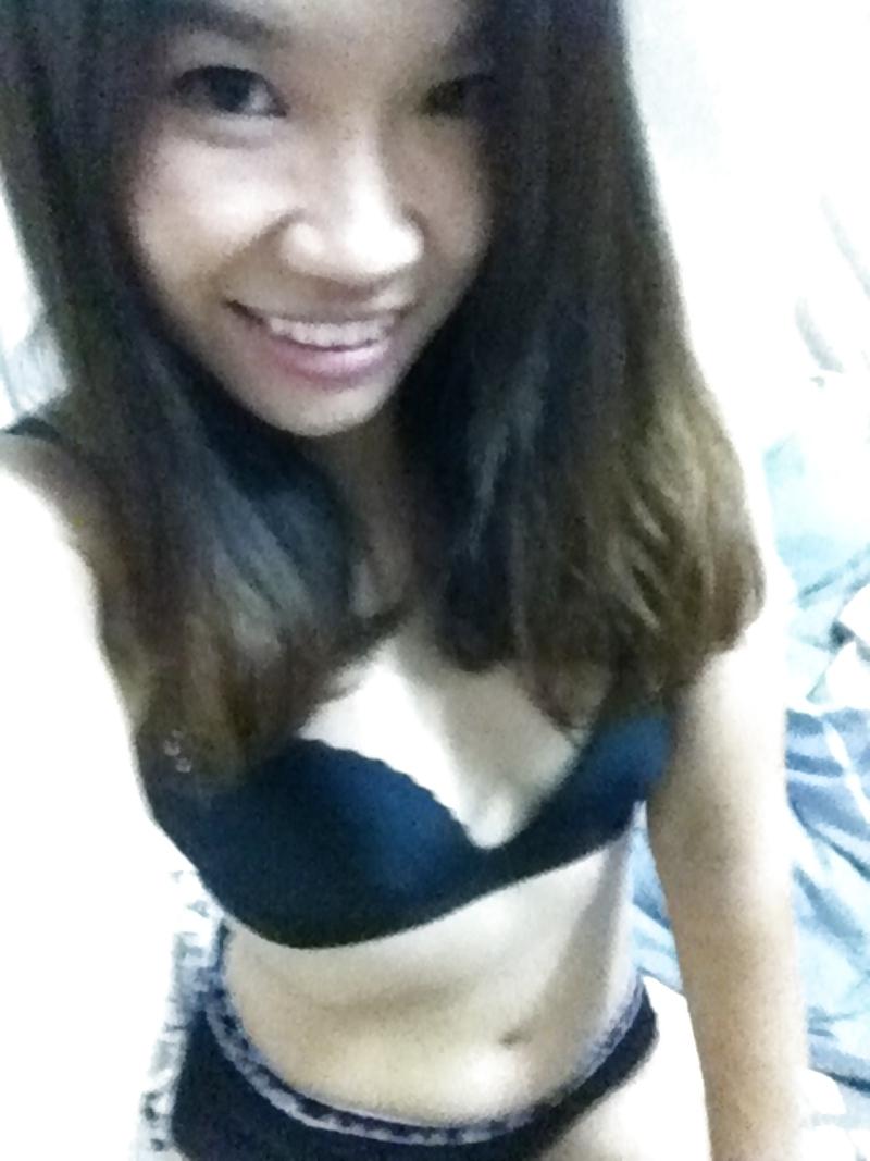 6P Cute Chinese Slut