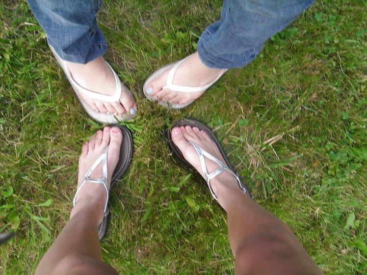 25P Sexy Feet & Toes