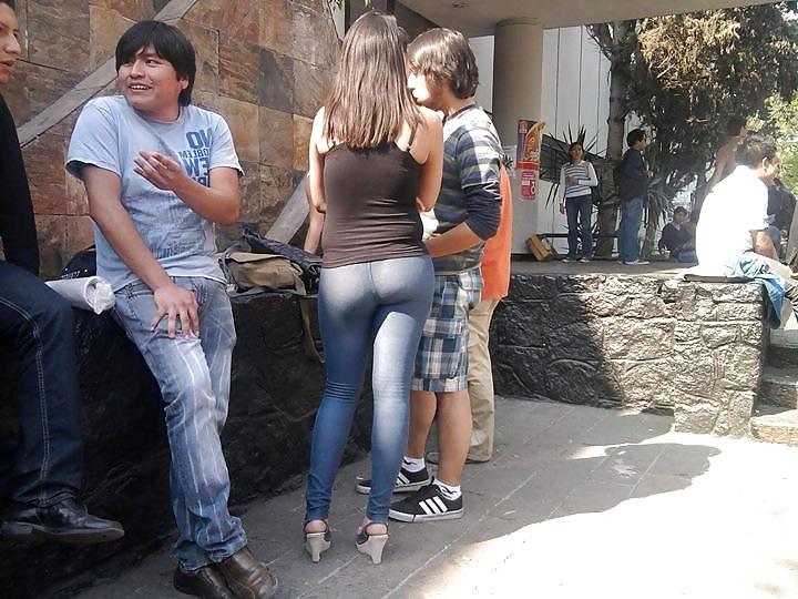16P Estudiantes de Arte Univesidad