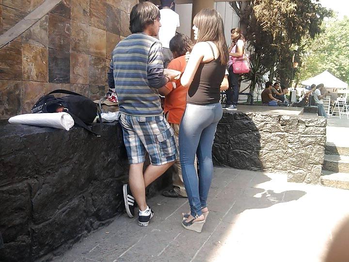 16P Estudiantes de Arte Univesidad