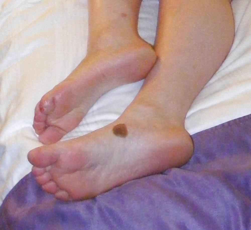 25P Feet and heels