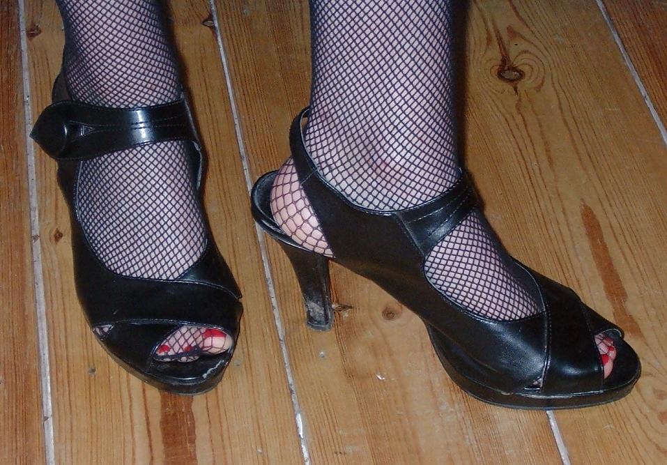 25P Feet and heels