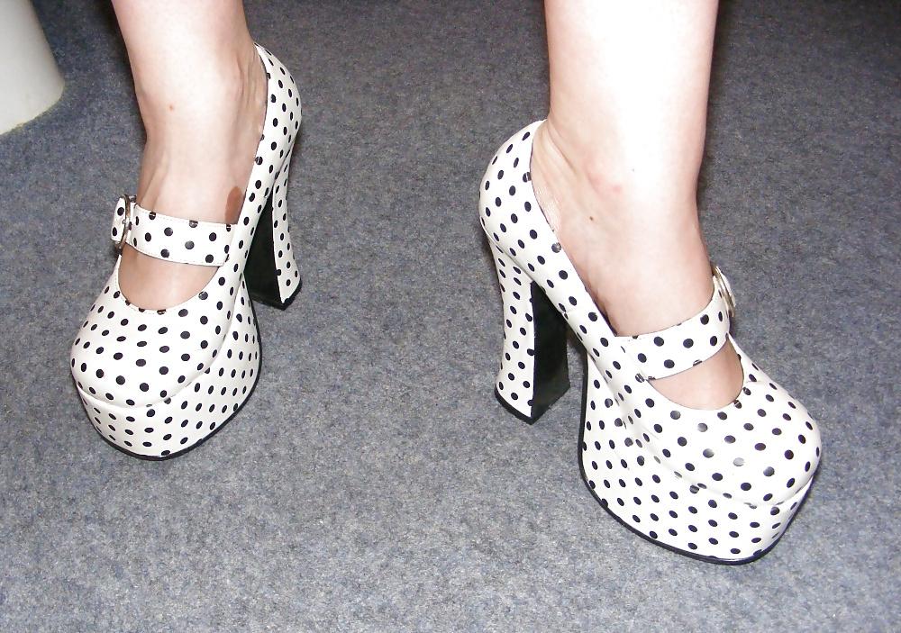 25P Feet and heels