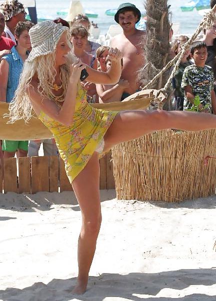 12P Andreea banica romania music star trib