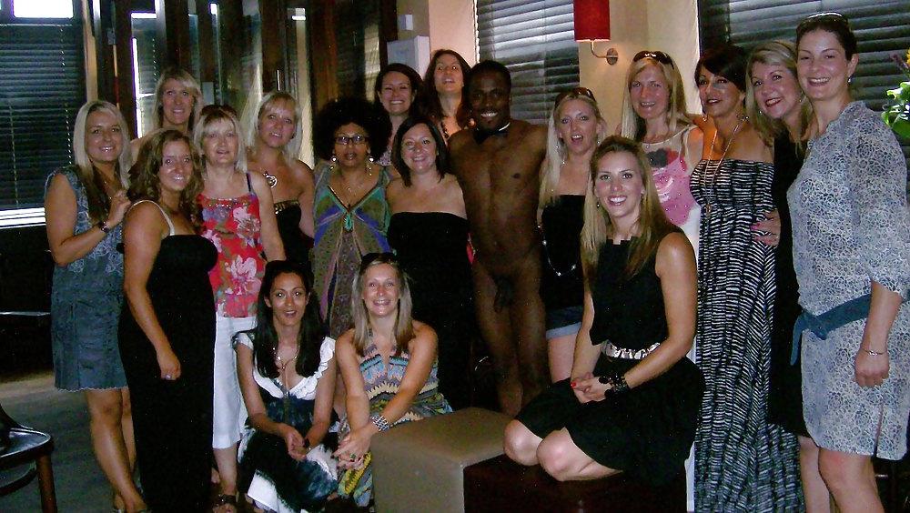 5P Women and cock 18 - Real CFNM art class