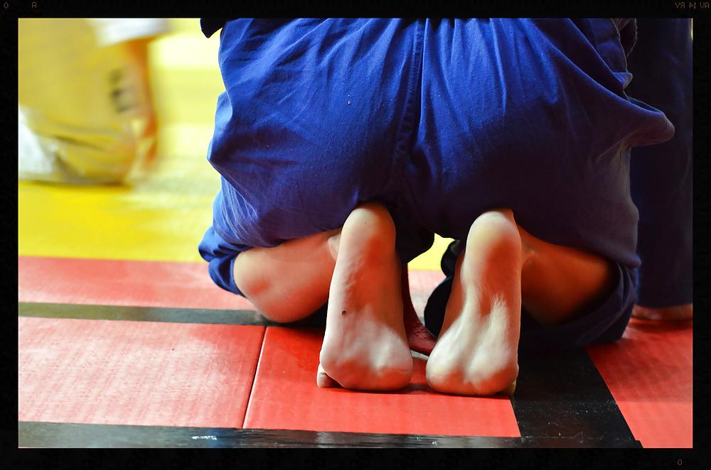 7P Women judo feet.