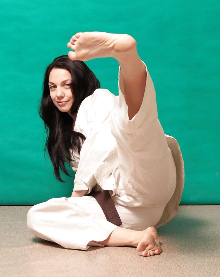 7P Women judo feet.