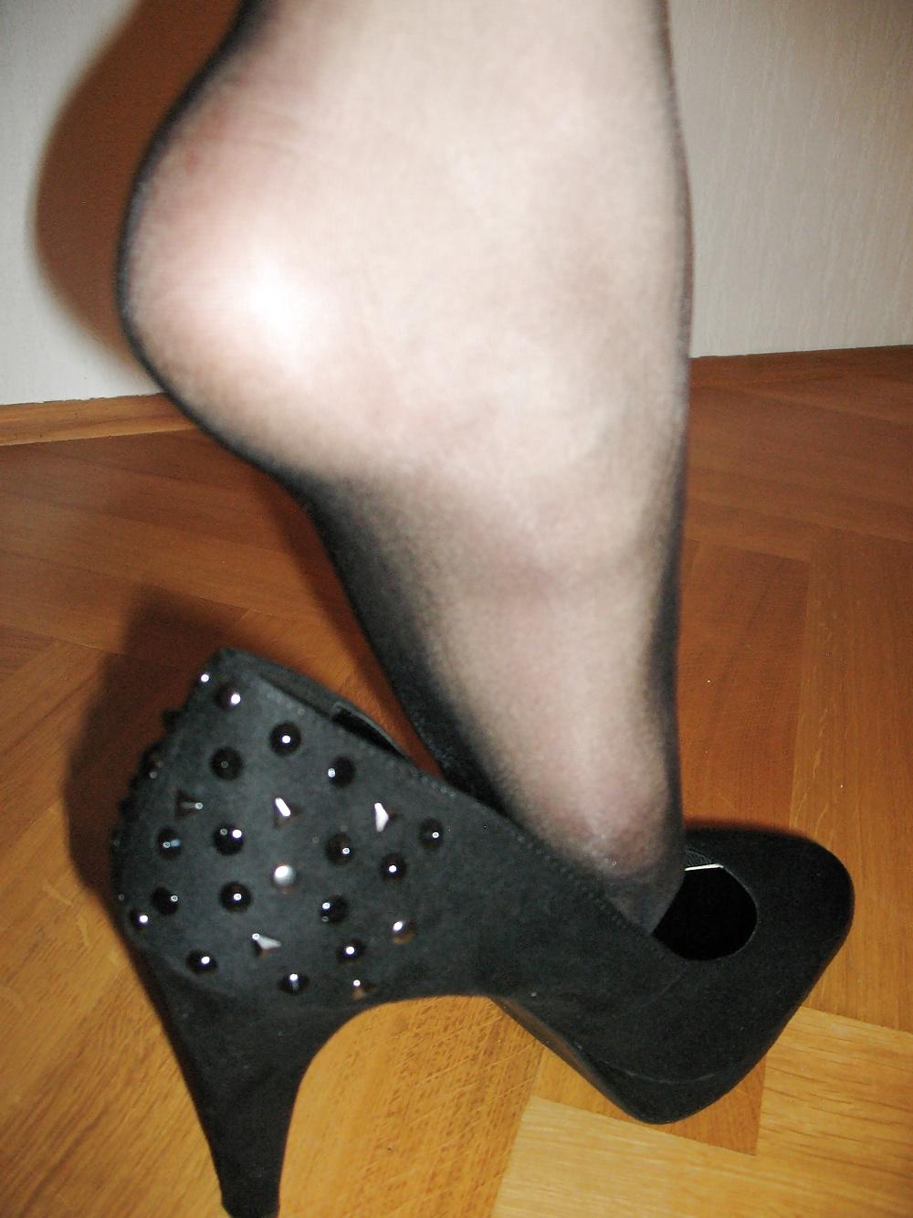 11P Sexy Feet & High Heels