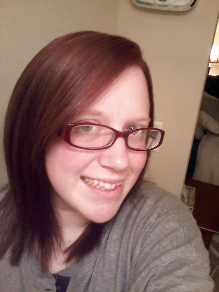 25P Chubby Teen Redhead Ruth
