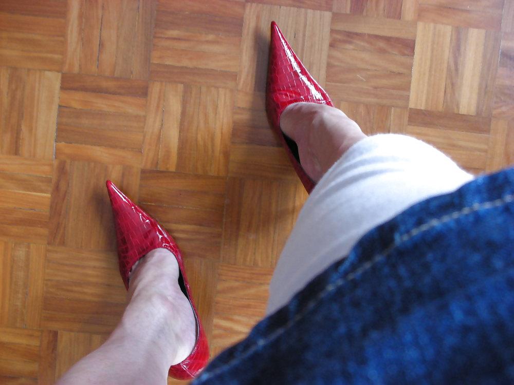 9P When my feet want to play