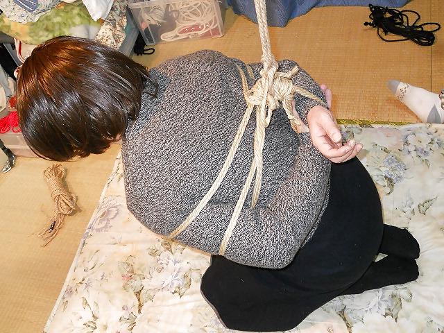 25P Rope play by professional