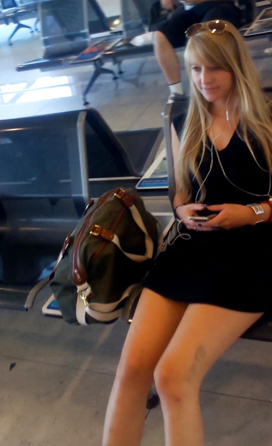 21P Czech blondie in short dress