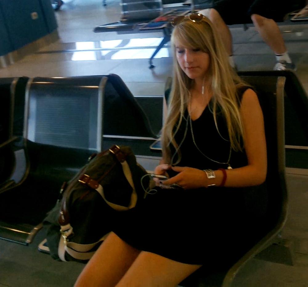 21P Czech blondie in short dress