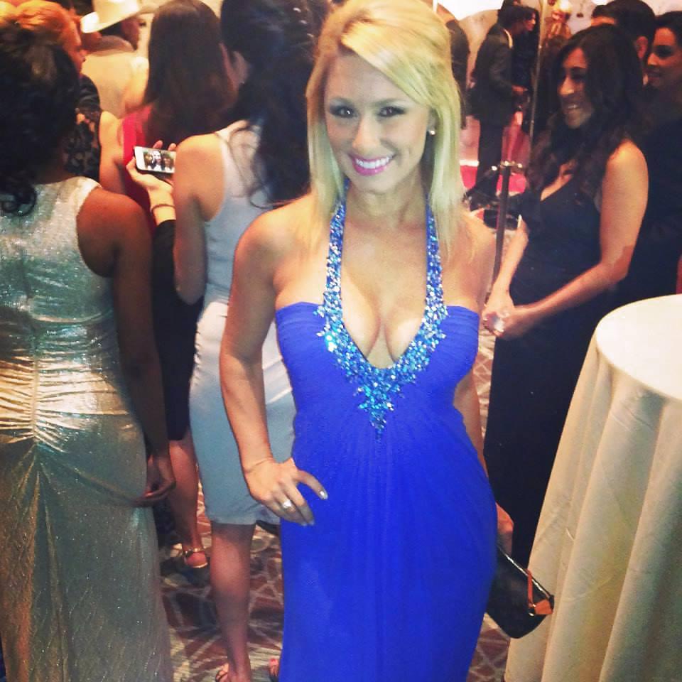 6P Hot female news anchor form San Diego