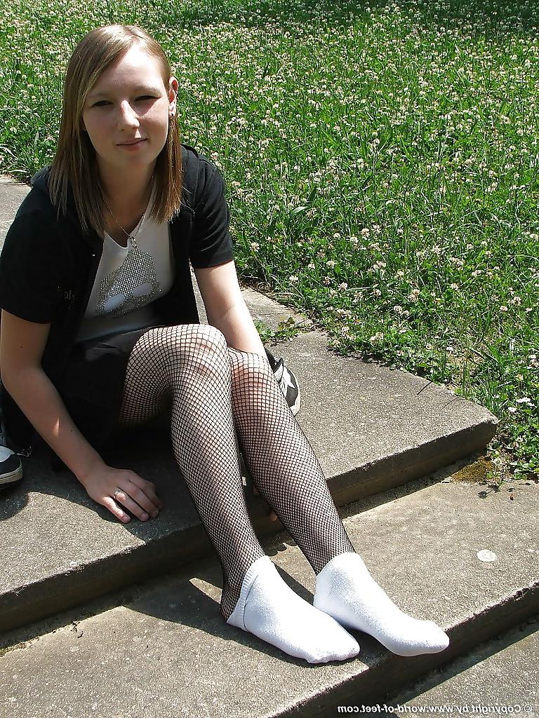 13P Feet & Socks