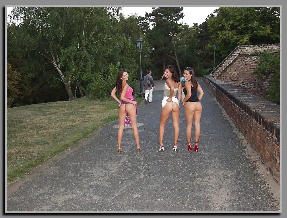 25P Nude in Public 3